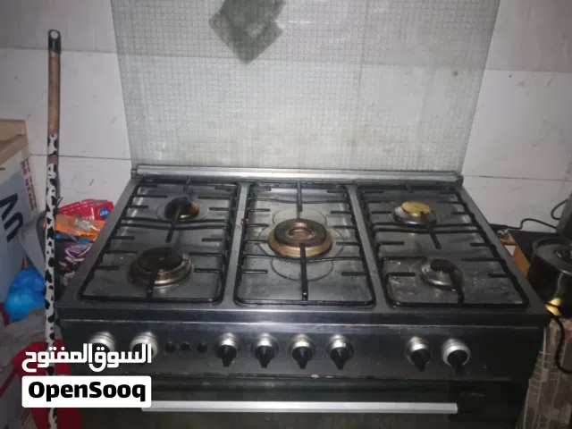طباخ جديده ام خمس عيون