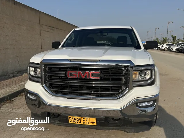 Used GMC Sierra in Dhofar