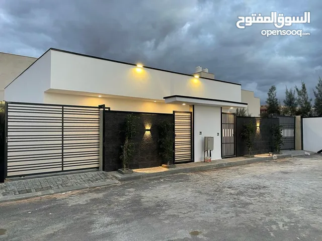 160 m2 2 Bedrooms Villa for Sale in Tripoli Al-Serraj