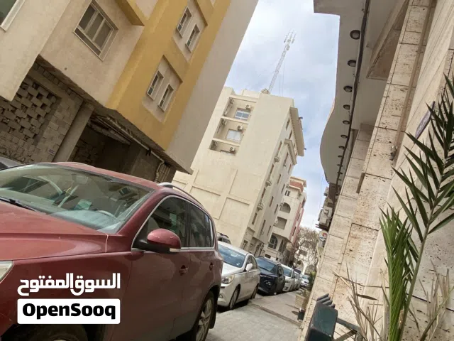 مبني تجاري في ميزران