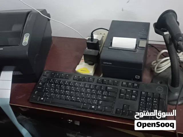 جهاز محاسبة مع ملحقاته