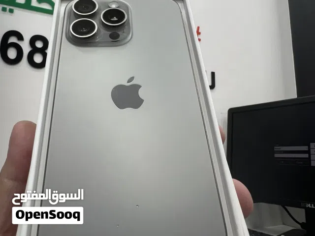 Apple iPhone 15 Pro 256 GB in Muscat