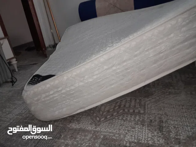 فراش زوجي للبيع مستعجل