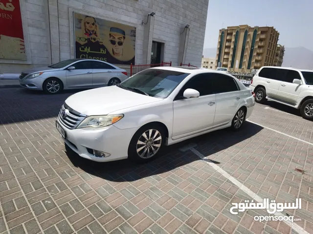 TOYOTA AVALON