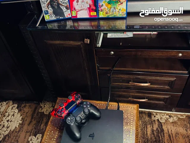 Playstation 4 Slim  بلاستيشن 4 سلم