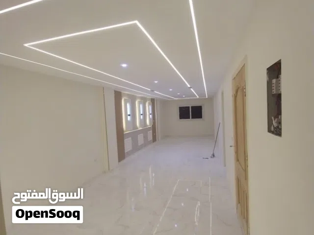 150 m2 3 Bedrooms Apartments for Sale in Cairo Maadi