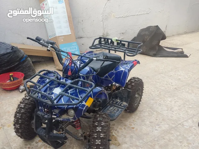 دراجه رباعيه نضيفه امريكي بس هيه تشغيل مثل المولوده واير مجلب واكو صورته بس مابيه مجال