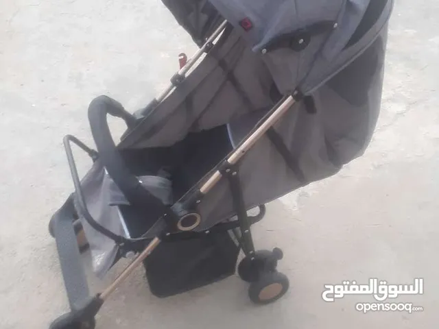 كروسة اطفال مستعملة استعمال بسيط