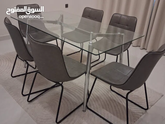 Dining table with 6 chairs