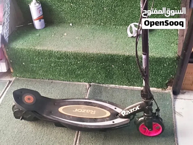 سكوتر رازور كهربائي للبيع