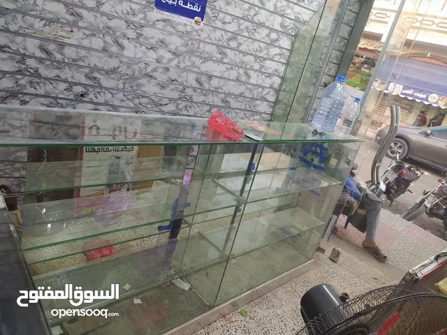 ماسة زجاج كبيرة للبيع بسعر مناسب 120الف سعرها جديد 250الف