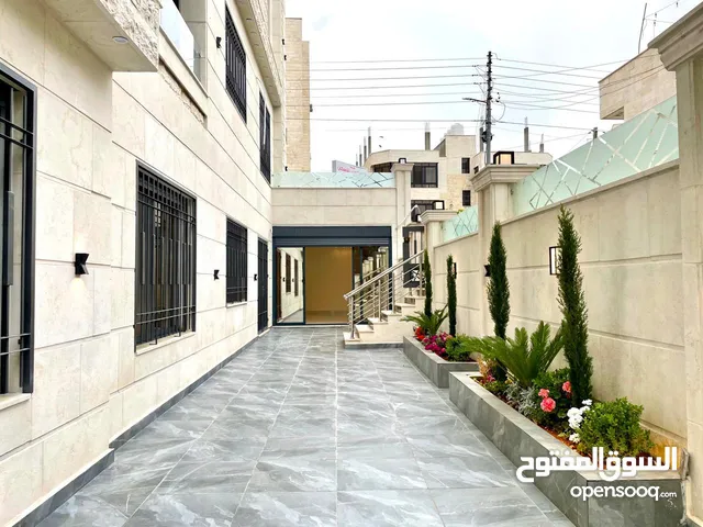 179 m2 3 Bedrooms Apartments for Sale in Amman Marj El Hamam