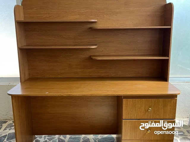 اثاث غرف نوم بحالة ممتازة للبيع