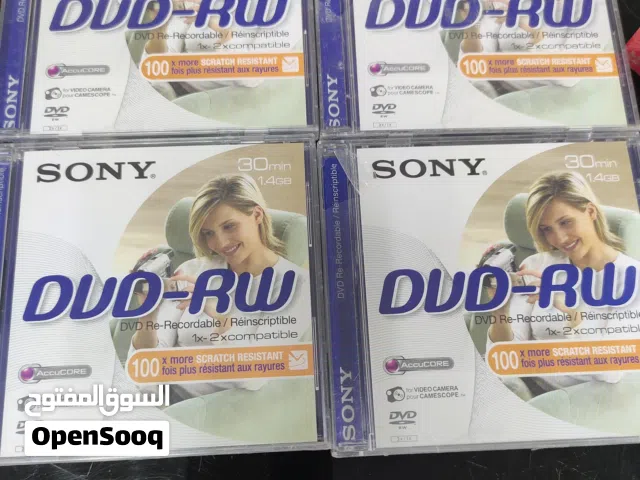 اقراص DVD الثمن 100 د.ل