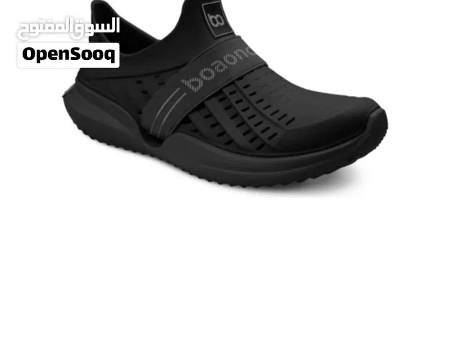 Boys Athletic Shoes in Kuwait City