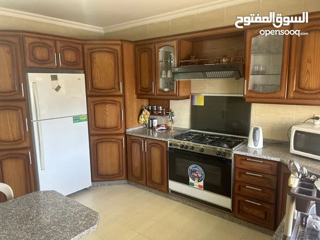 209 m2 3 Bedrooms Apartments for Sale in Irbid Isharet Al Malika Noor