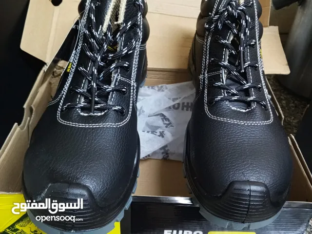 حذاء ماركة سيفتي يورو هيكس جديد بمواصفات عالمية