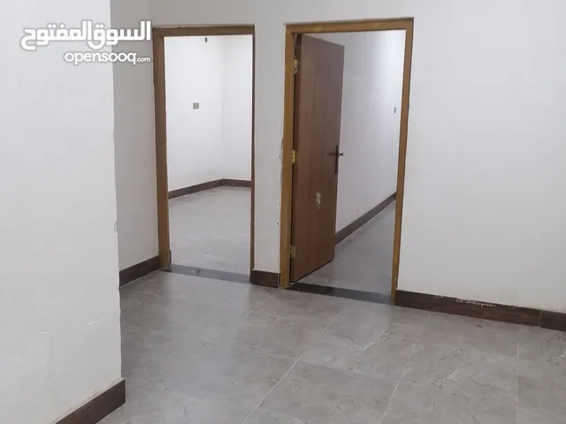 شقه ارضيه للايجار عنوان تنومه
