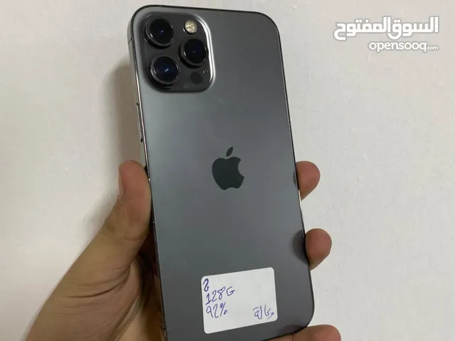 ايفون 12promax. 128 جيجا بطارية 92 الجهاز بحالة الوكاللة مش مفتوح ولا مصلح