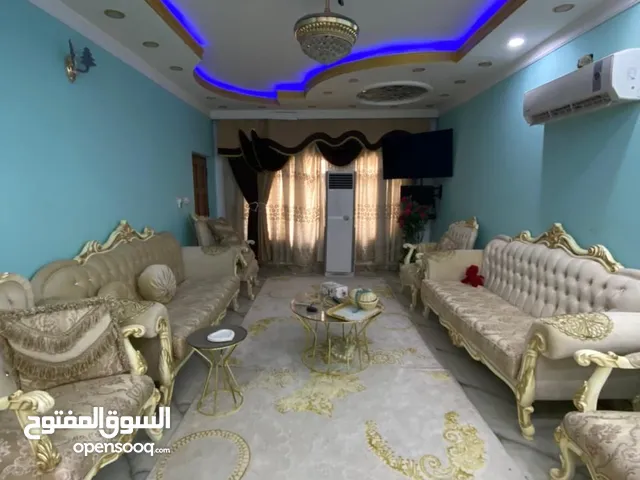 220 m2 4 Bedrooms Villa for Rent in Basra Oman