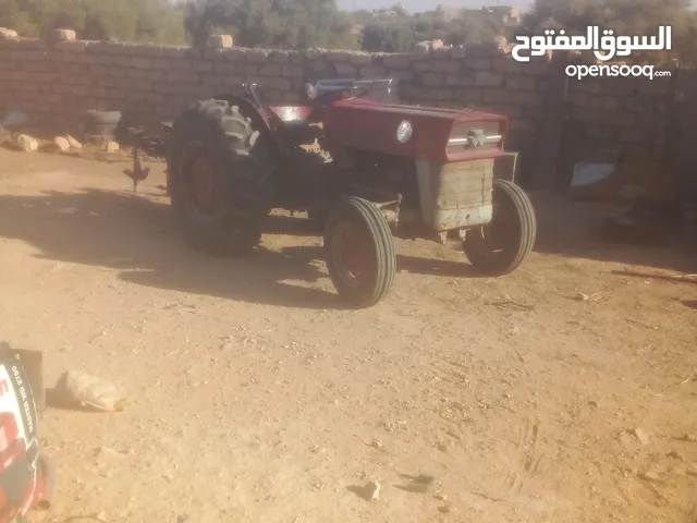 جرار م س 135والكميو والكاروننة وبومبة المحريت