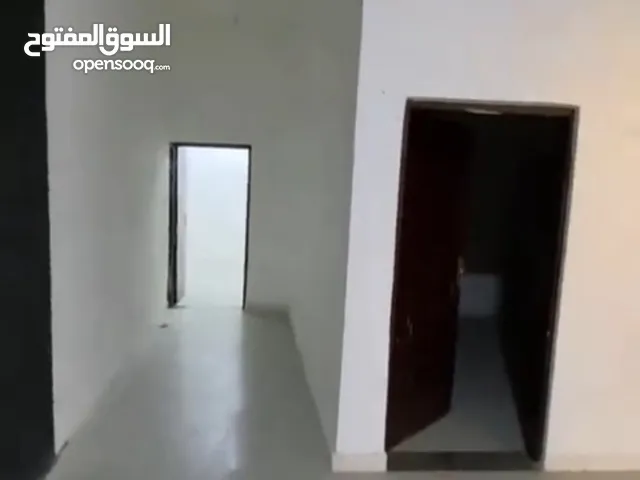 مشتمل ارضي في منطقه القبله الايجار حديث جدا