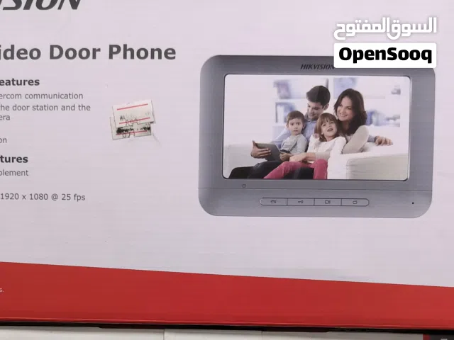 يوجد لدينا انتركوم المنزل وكامرات المراقبه وتمديد انابيب الغاز للمطابخ