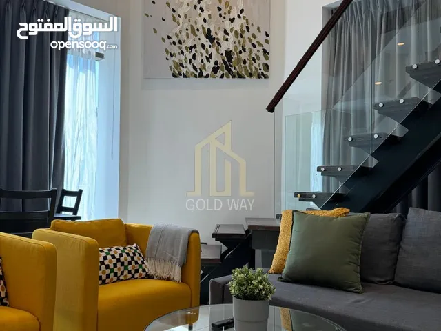 شقة للبيع بإطلالة مميزة 90م مع ترس واسع طابق خامس في أجمل مناطق أبراج داماك / ref 9859