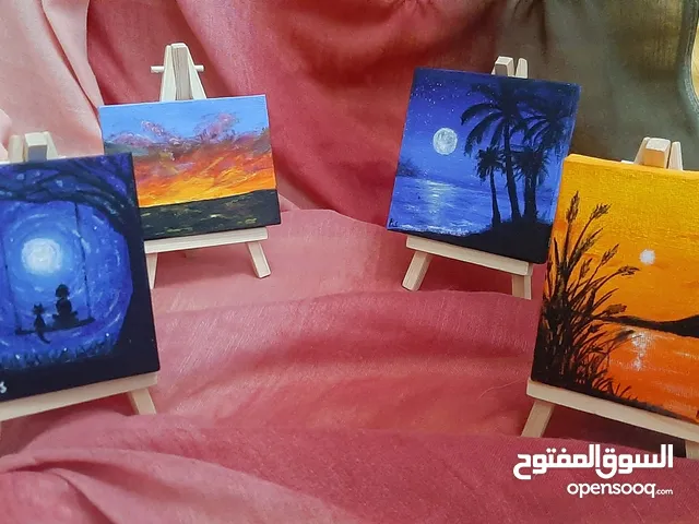 Mini paintings with easel