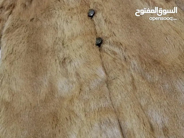 جاكت جلد تعلب اصلي فاخر _أناقة شتويه نادره من ماركه BIELLA