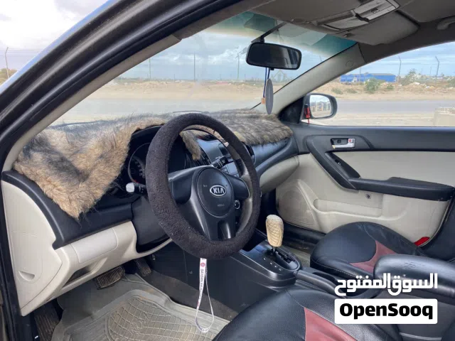 كيا سيراتو 2010 محبوبة الجميع متع الدار سيارة فيها دخنة في المحرك كمبيو وصالة مشاء الله حوالة كاش