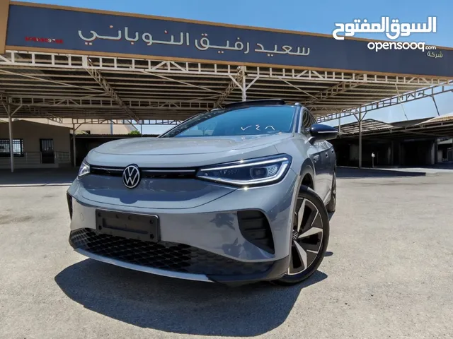 VOLKSWAGEN ID.4 CROZZ PRO مع فتحه بانورما متحركة عداد 9k فقط