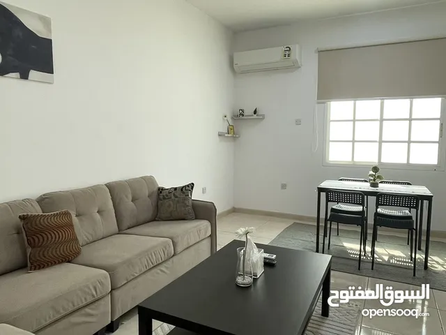 شقة جميلة مؤثثه بالكامل للايجار fully furnished apartment for rent