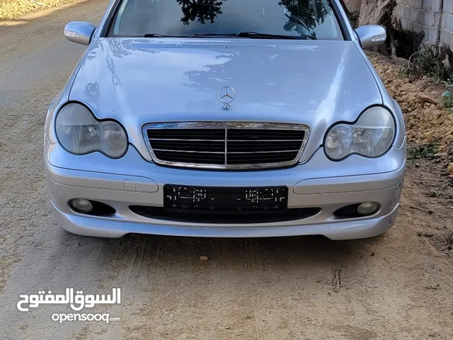 Traction Control New Mercedes Benz in Tripoli