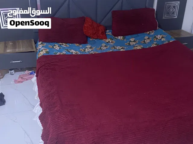 غرفه نوم تركي 5قطع كامله فقط ميز تواليت يرادله جرارات يرادله سكك