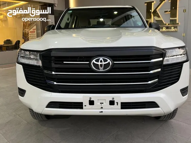 Used Toyota Land Cruiser in Abha