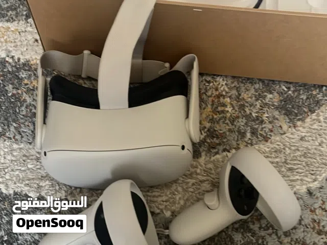 السلام عليكم Vr مستعمل بحالة جديده للبيع جميل جدا مقضي للوقت و تروم تشله اي مكان ما يحتاج تشبكه ف شي
