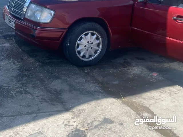 مرسيدس بطه البيع سنة 1988