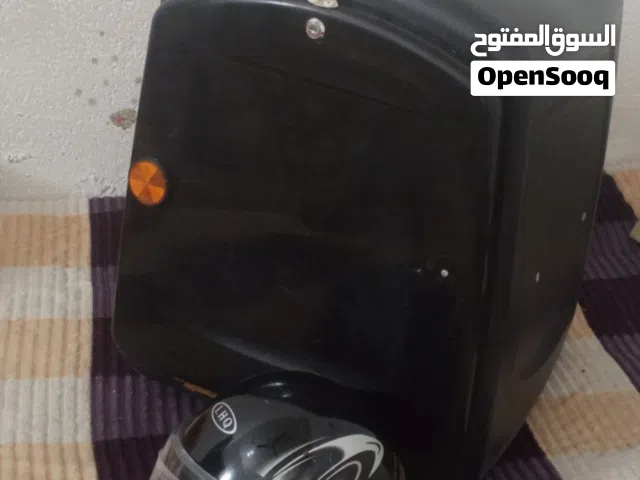 صندوق دلفري مع خوذة