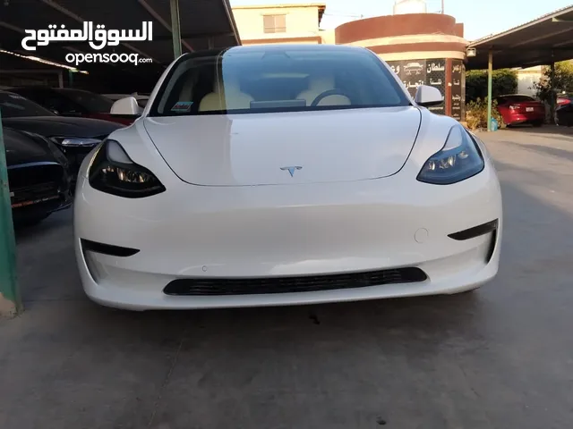 تيسلا 2021 موديل 3 STANDARD PLUS