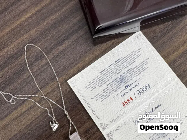 للبيع قلادة ألماس اصلية