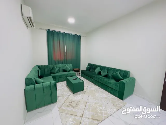 F3 / للايجار الشهري في عجمان - غرفة وصالة - مقابل مدرسة اكاديمية عجمان - المويهات 2 - مفروشة - شامل