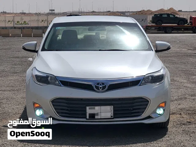 2013 Toyota Avalon XLS