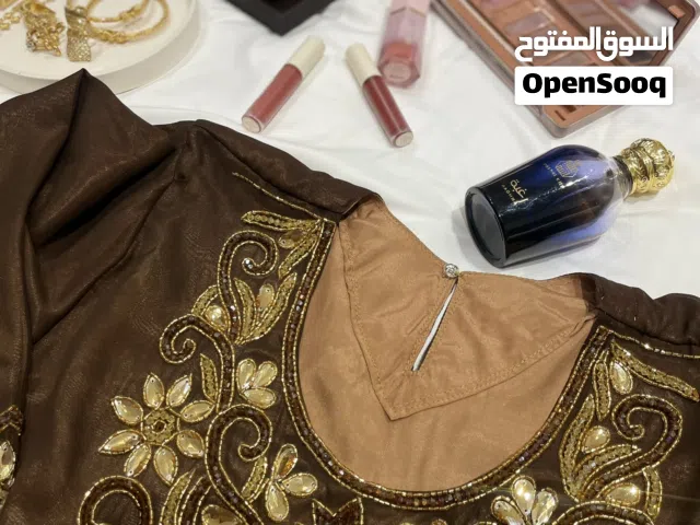 تألقى بأجمل لباس لعيد لبسه جميلة وانيقة