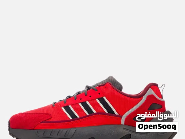 كوتش اديداس اصلي