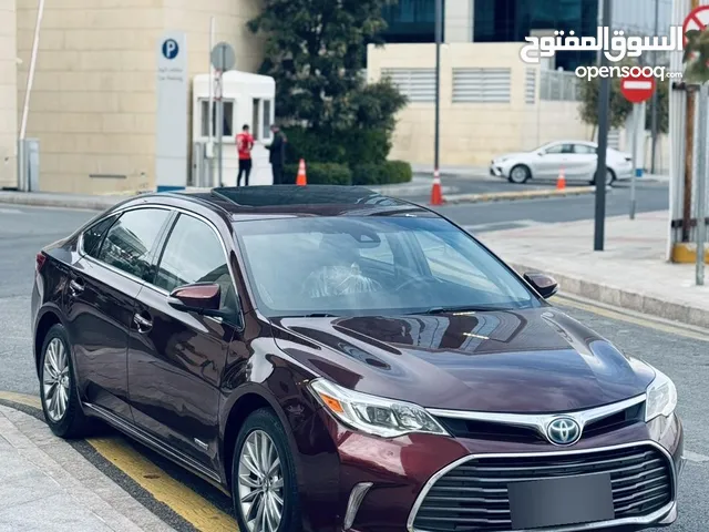تويوتا اڤالون 2018 فل الفل LIMITED اعلى صنف في الاڤالون للبيع بسعر 17800 بحالة الوكاله