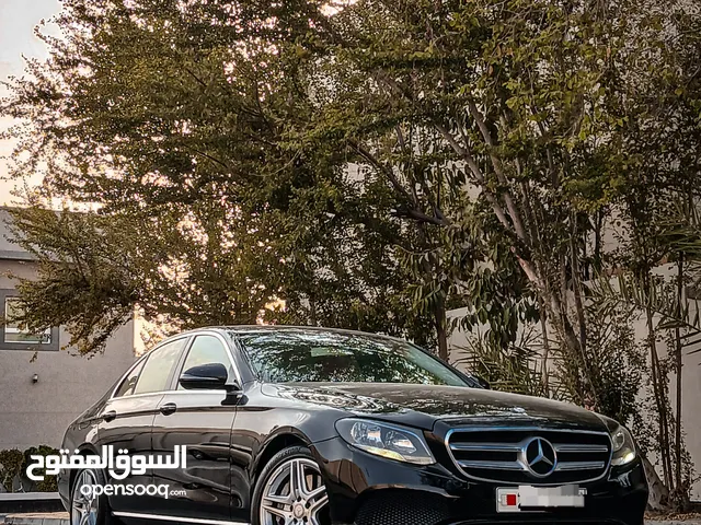 MERCEDES BENZ E400 2017 SINGLE OWNER CAR FOR SALE