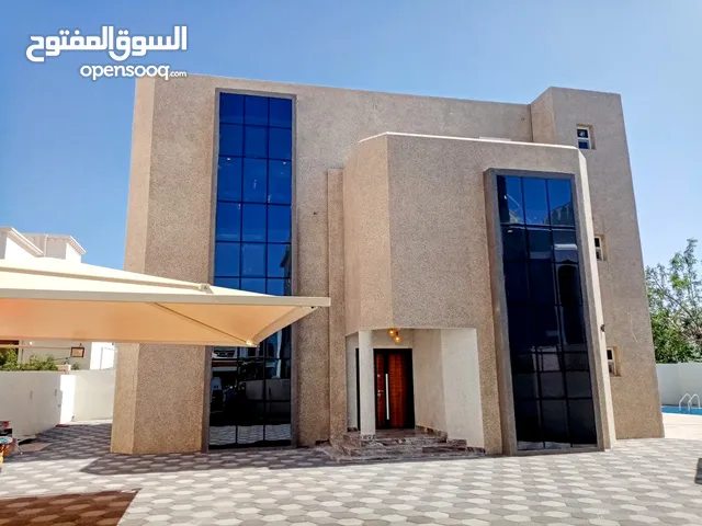 600 m2 More than 6 bedrooms Villa for Sale in Muscat Azaiba
