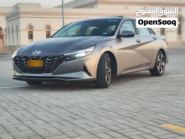 2022 هيونداي النترا Limited