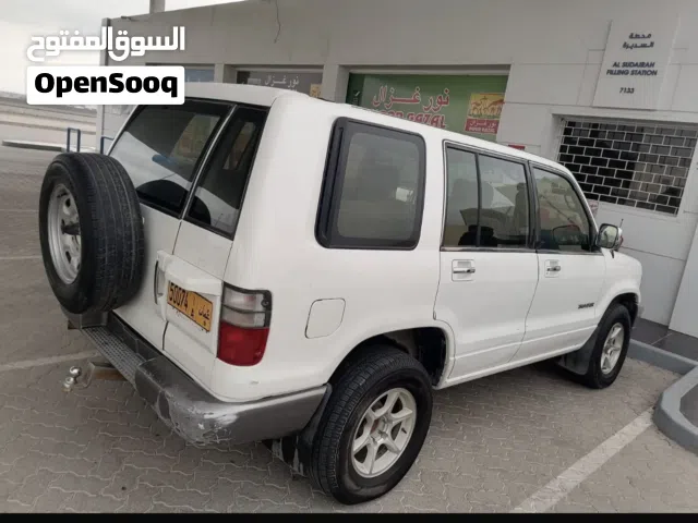 2002 ايسوزو تروبر